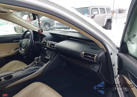 2014 Lexus Is 350 z USA, uszkodzony, nr VIN JTHCE1D20E5002257